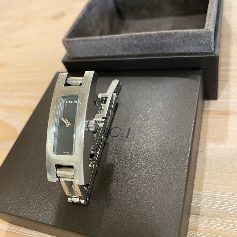 Authentic Gucci women watch, stainless steel 3900L - Picture 4 of 15